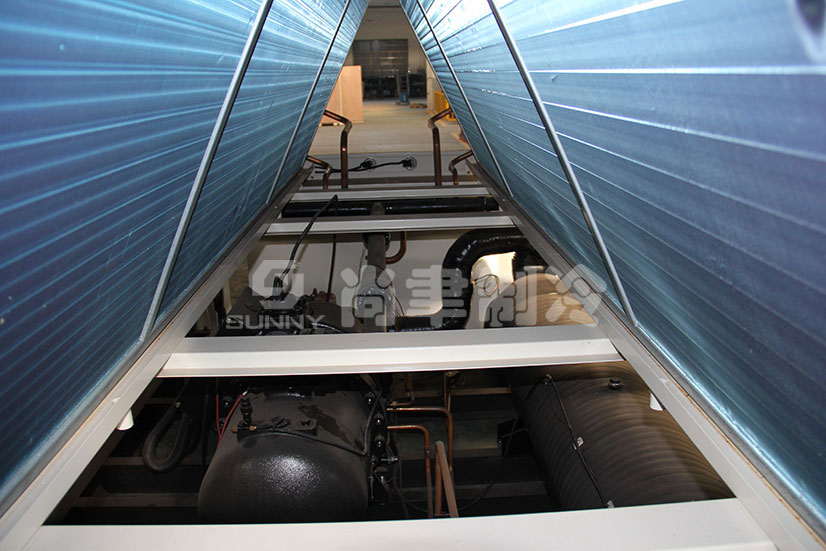 風冷螺桿系列冷水機組5.jpg